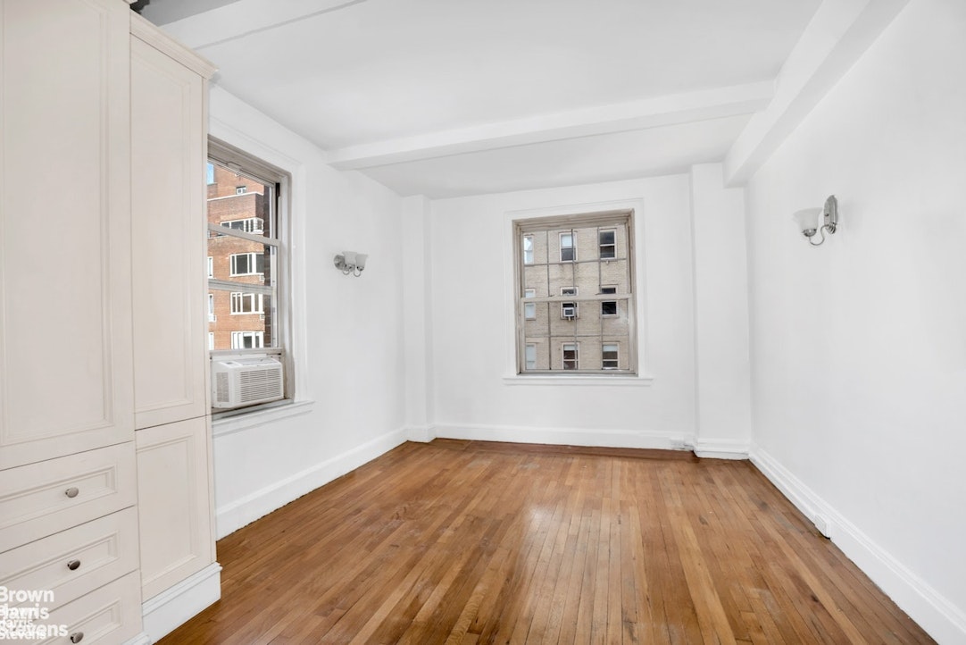 16 Park Avenue 10B Murray Hill New York NY 10016
