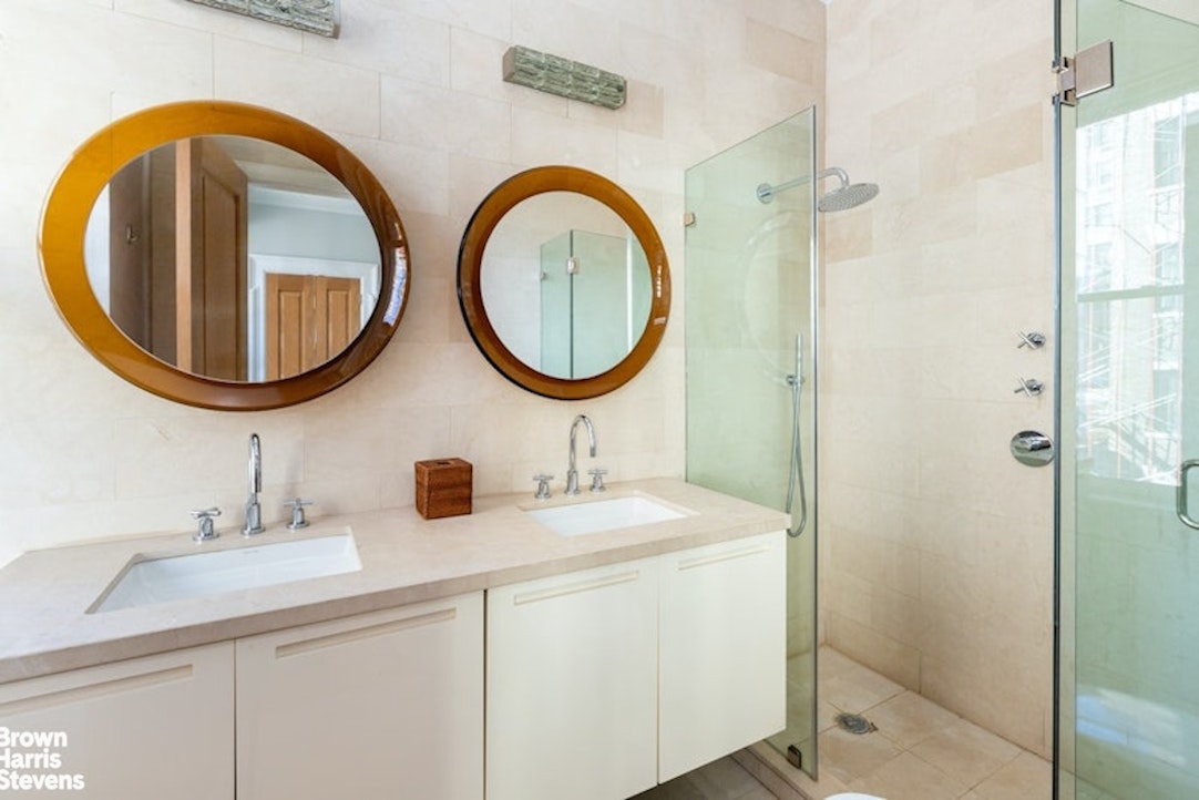 525 Park Avenue 7AB Upper East Side New York NY 10065