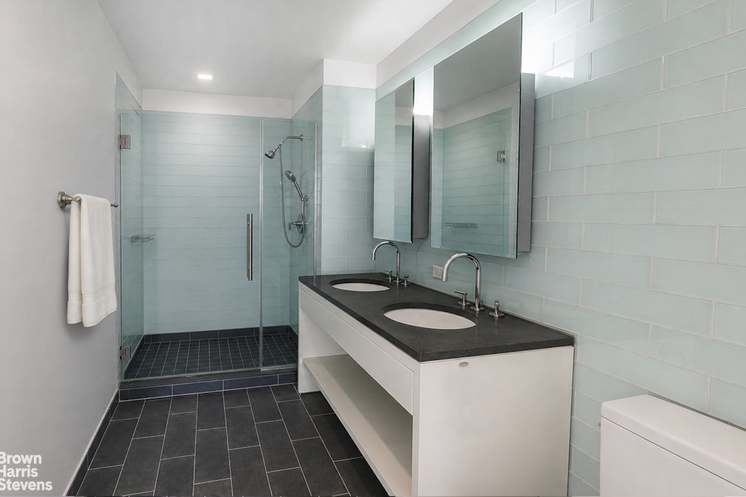 310 West 52nd Street 24H Clinton New York NY 10019