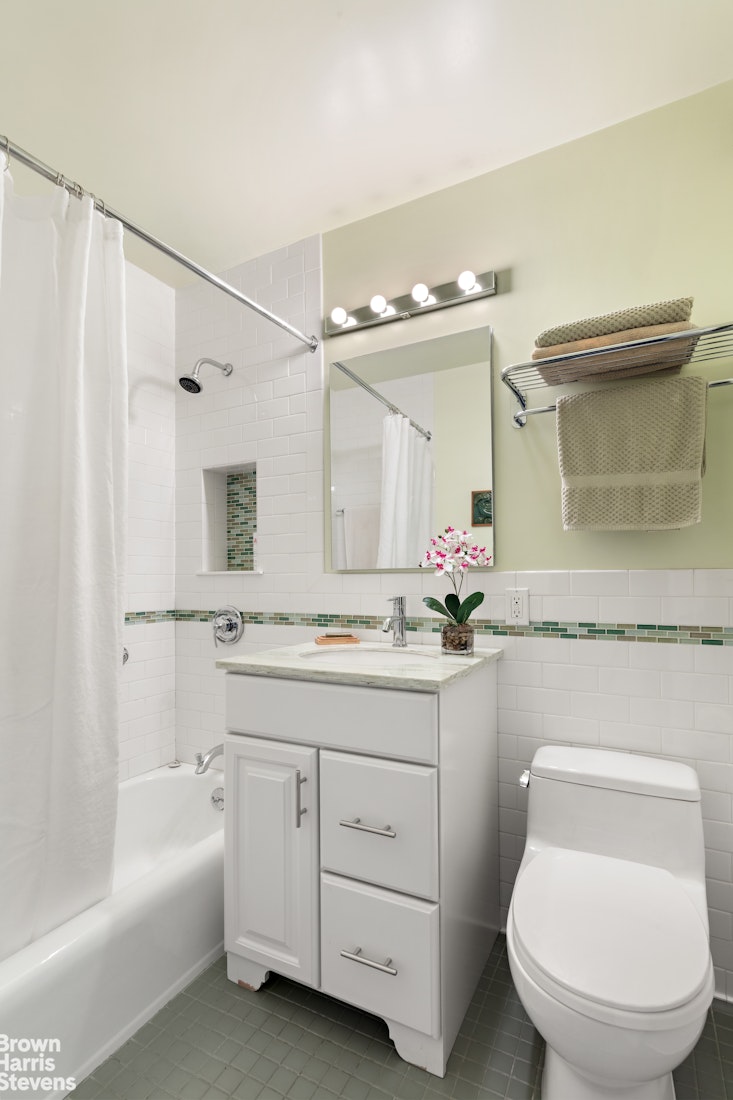 251 East 32nd Street 7F Kips Bay New York NY 10016