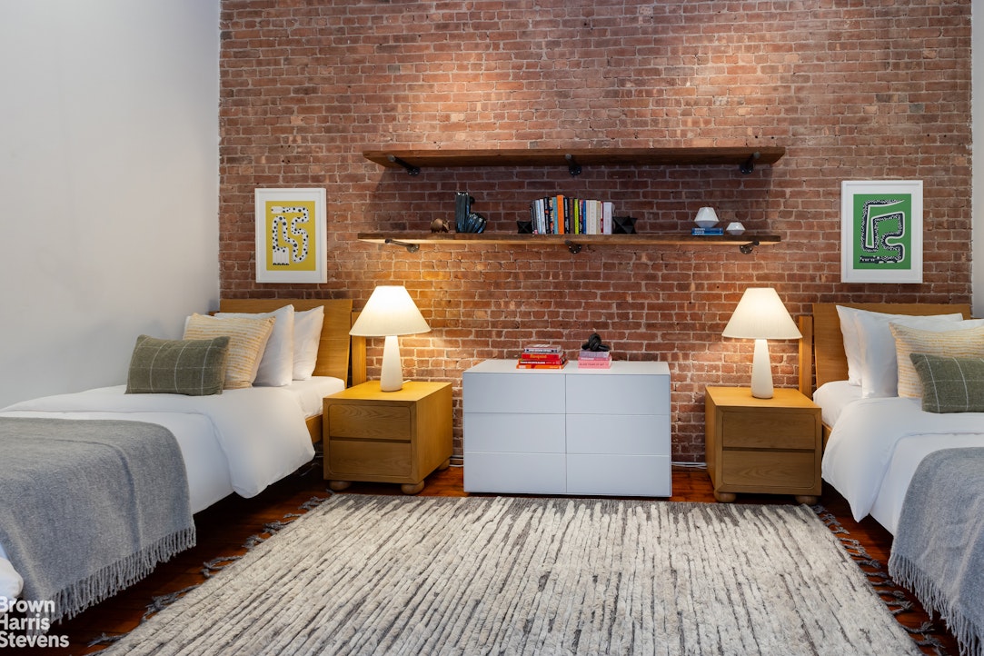 39 Worth Street 2E Tribeca New York NY 10013