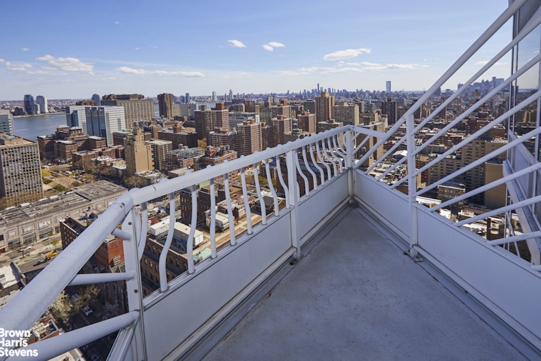 200 East 32nd Street 32A Kips Bay New York NY 10016