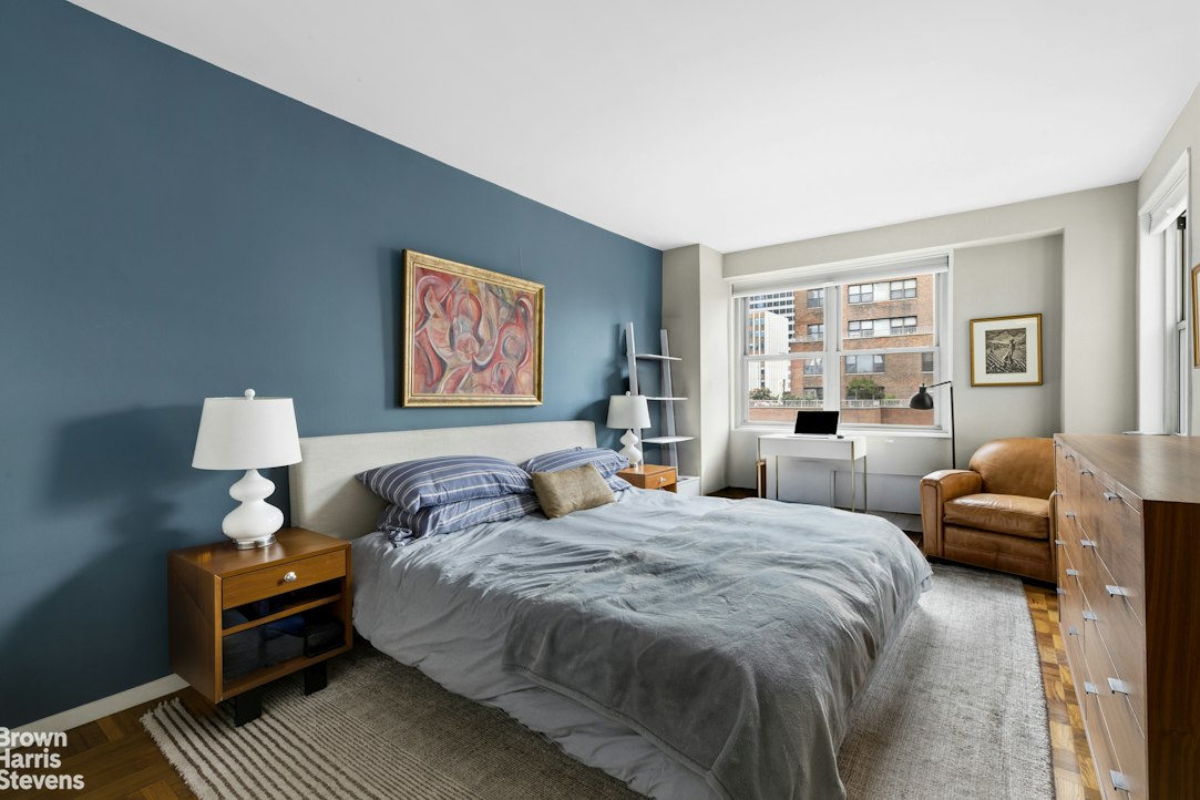 300 East 40th Street 19V Murray Hill New York NY 10016