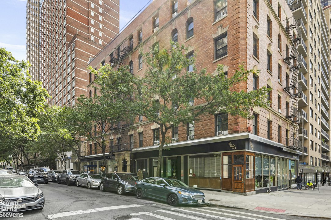 130 West 67th Street 12C Lincoln Square New York NY 10023
