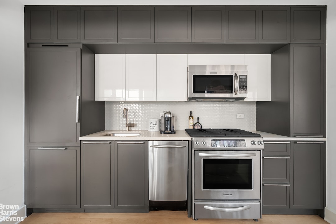 432 West 52nd Street 5B Clinton New York NY 10019
