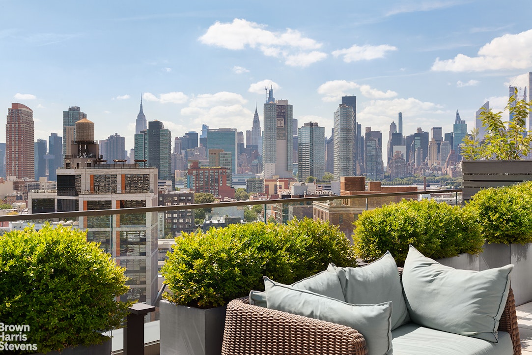 22-18 Jackson Avenue 509 Court Square Queens NY 11101