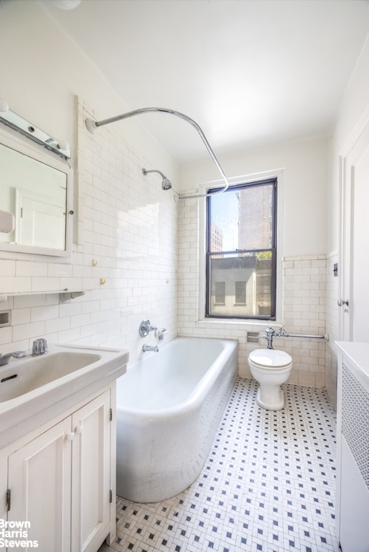 142 East 71st Street 4A Upper East Side New York NY 10021