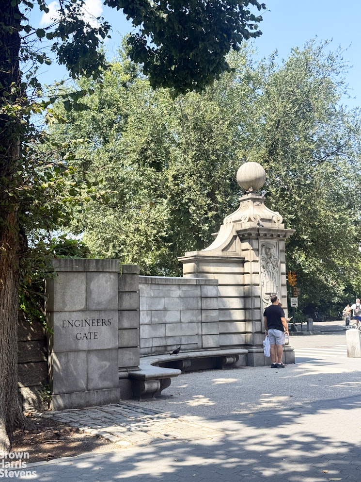 19 East 88th Street Carnegie Hill New York NY 10128