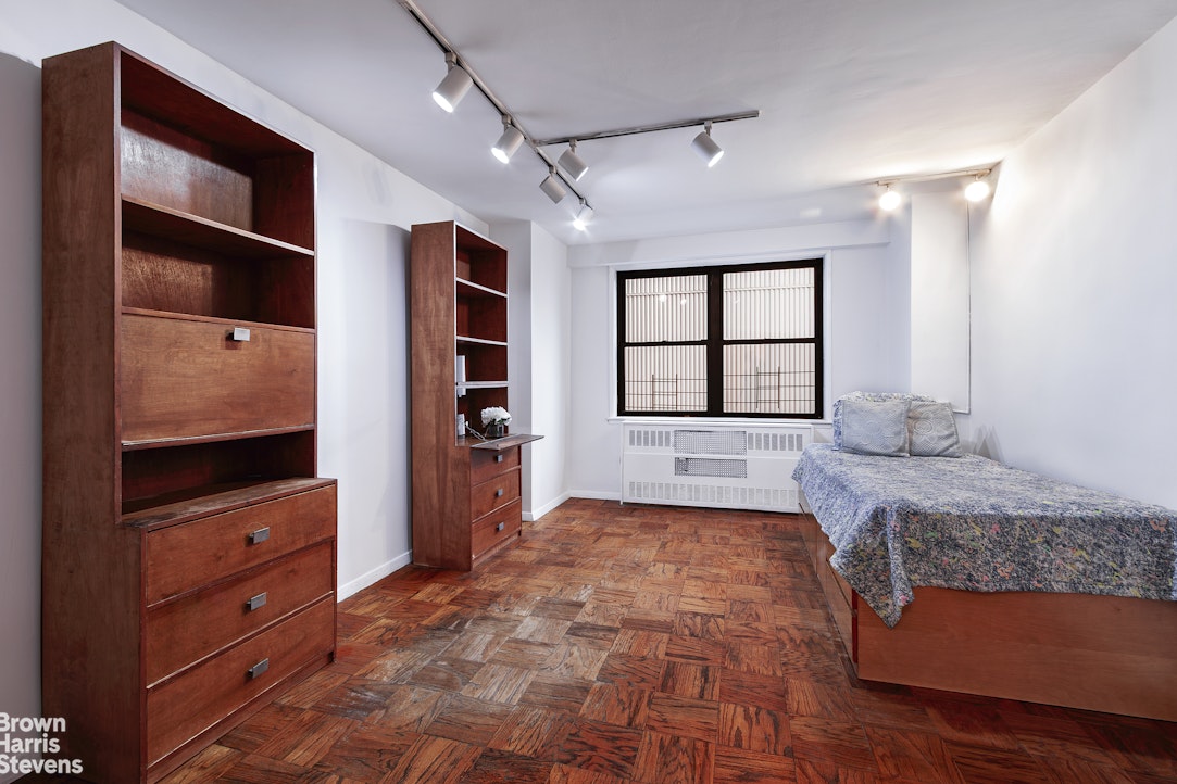 330 Third Avenue Kips Bay New York NY 10010