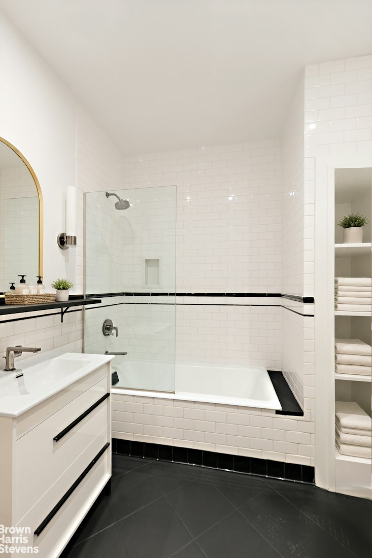 132 Duane Street Tribeca New York NY 10013