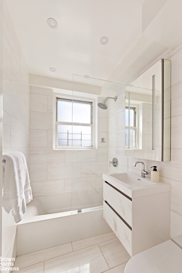 69 Fifth Avenue 16G Flatiron District New York NY 10003