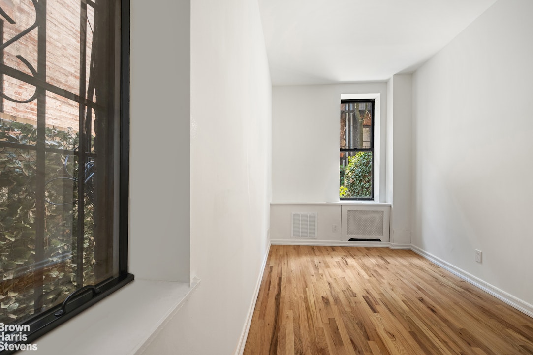 436 West 47th Street 1B Clinton New York NY 10036