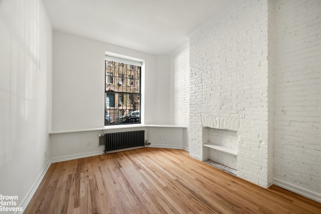 436 West 47th Street 1B Clinton New York NY 10036