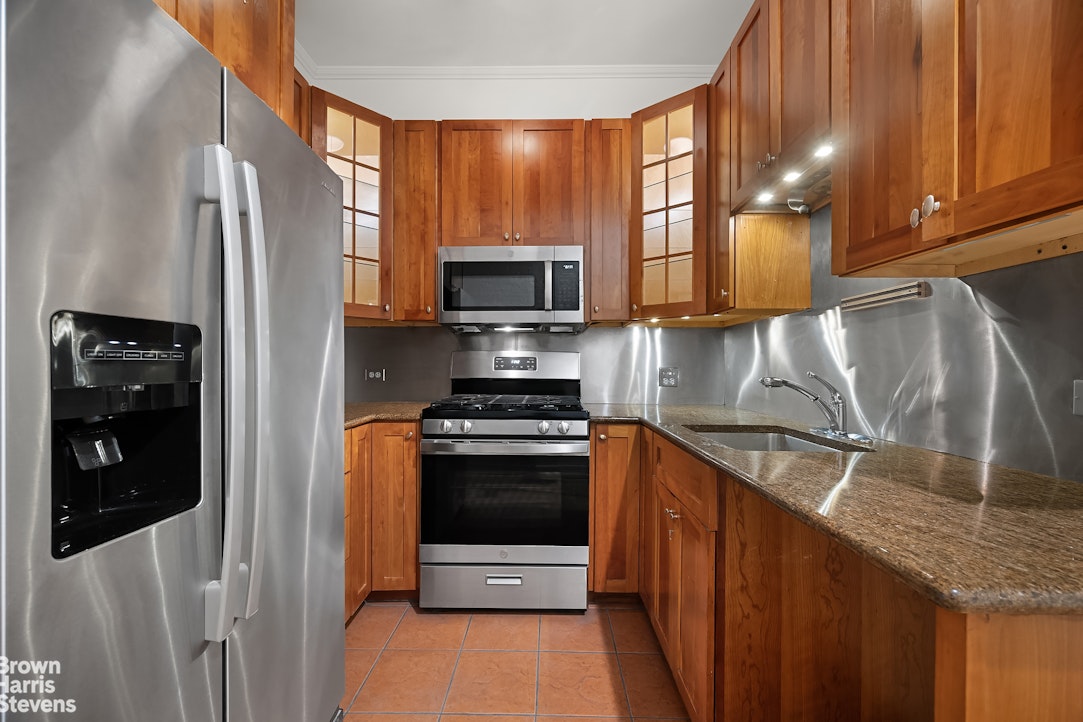 436 West 47th Street 1B Clinton New York NY 10036