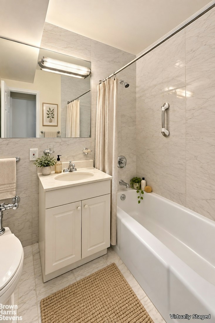 136 East 56th Street 12B Midtown East New York NY 10022