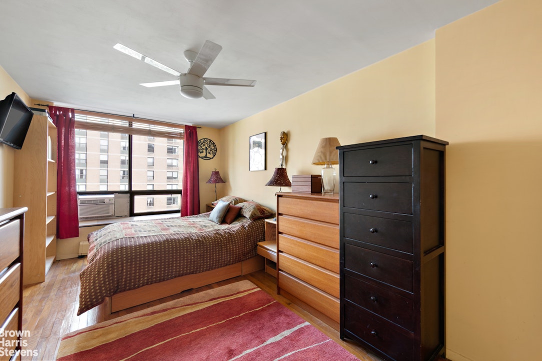 250 West 88th Street 804 Upper West Side New York NY 10024