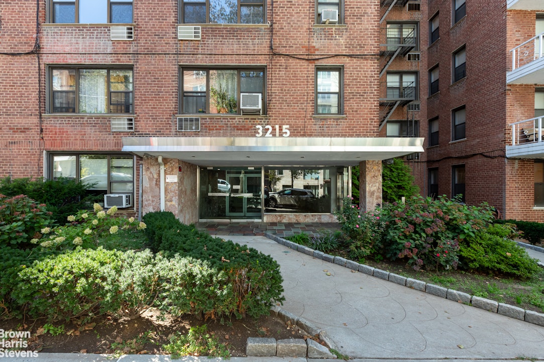 3215 Arlington Avenue 1G Riverdale Bronx NY 10463