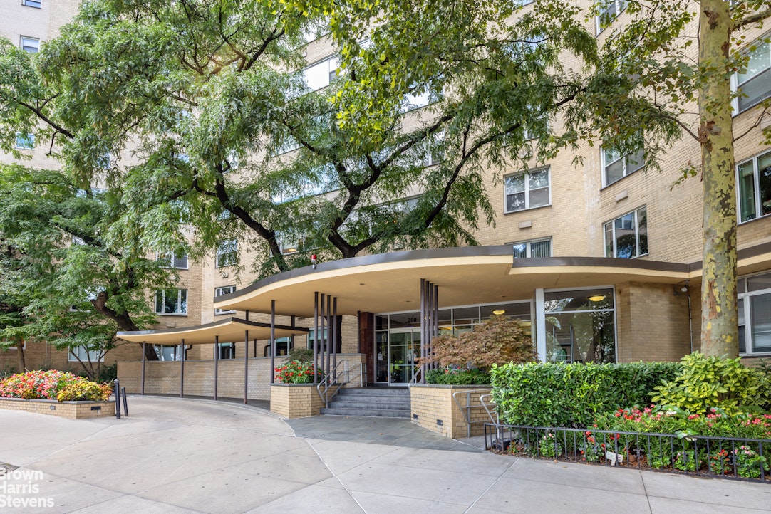 200 East End Avenue Upper East Side New York NY 10128