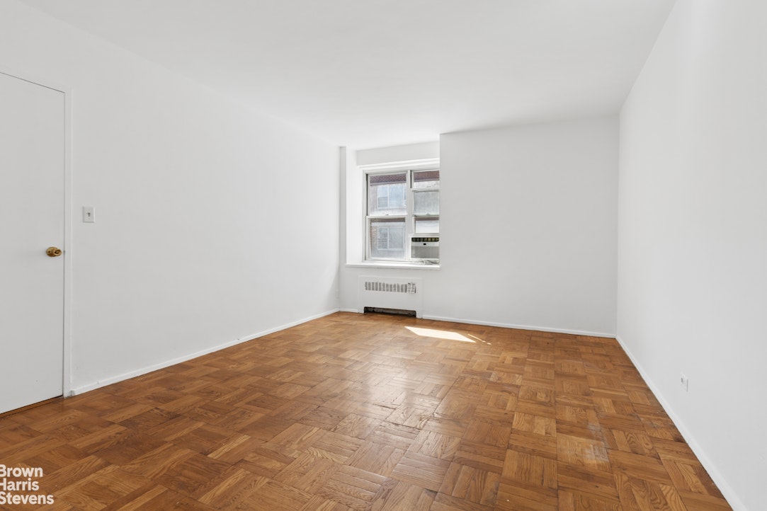 568 Grand Street J1204 Lower East Side New York NY 10002