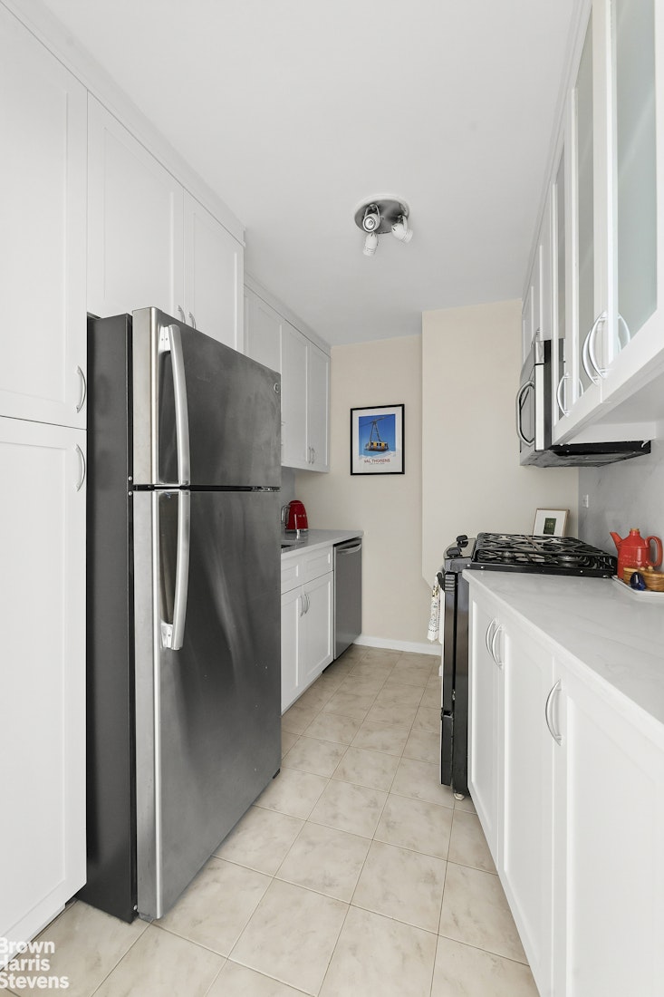 245 East 25th Street 10K Kips Bay New York NY 10010