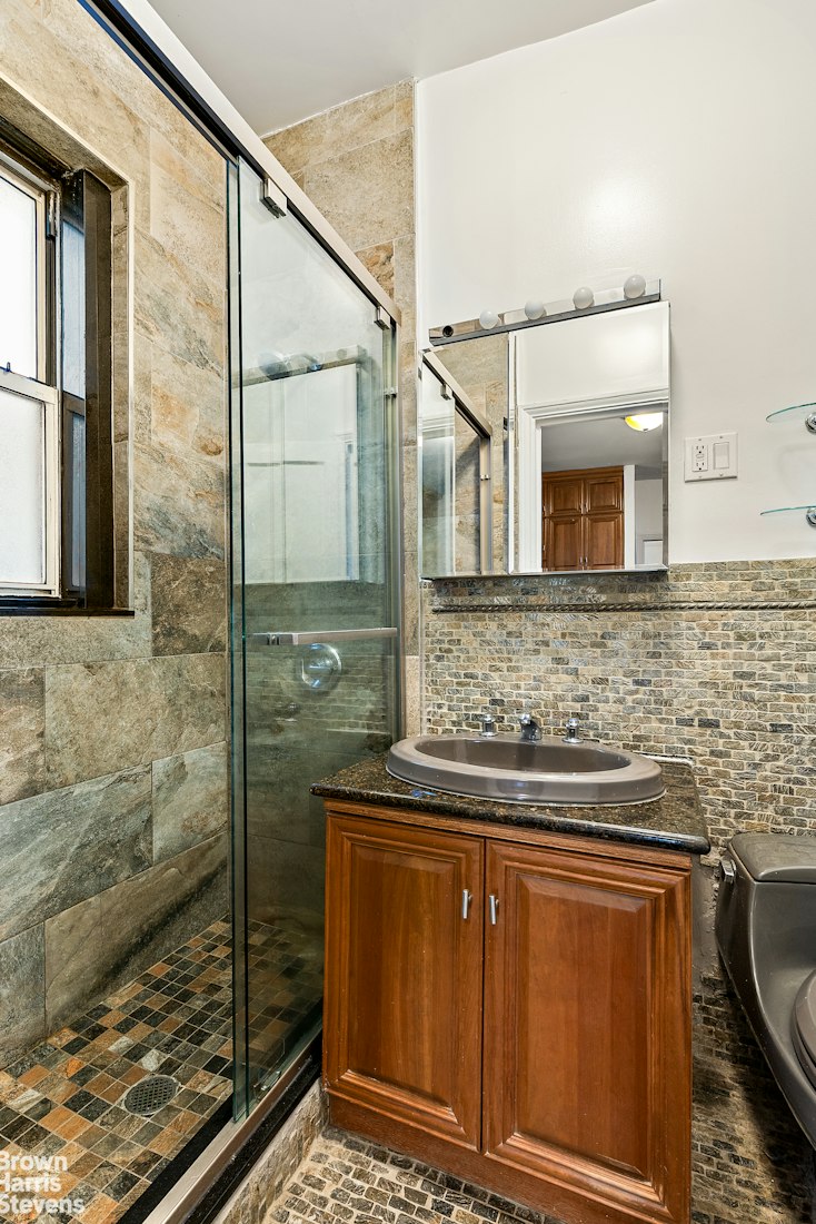 326 East 73rd Street Upper East Side New York NY 10021