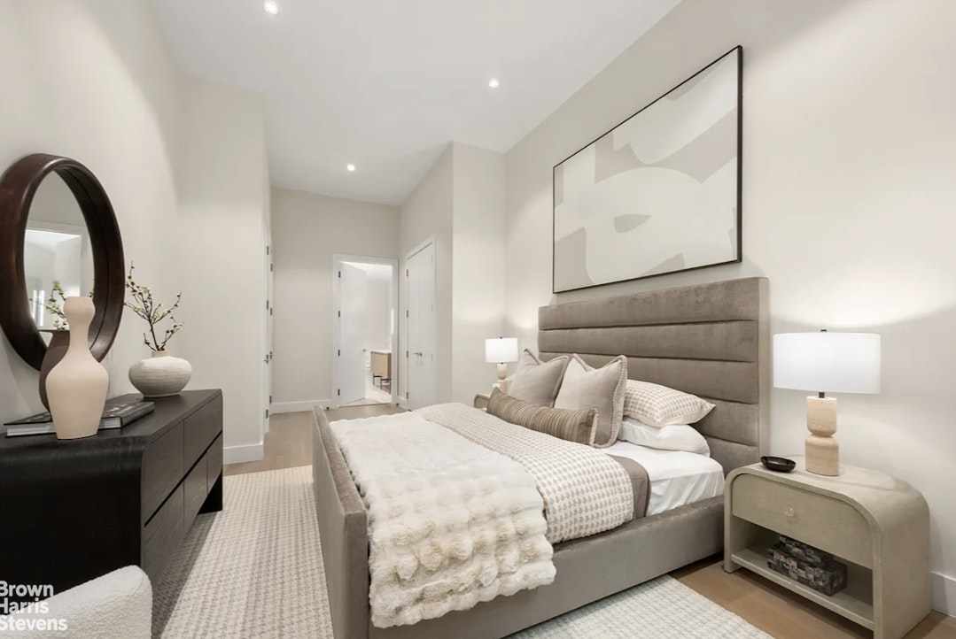435 West 19th Street MAISONETTE Chelsea New York NY 10011