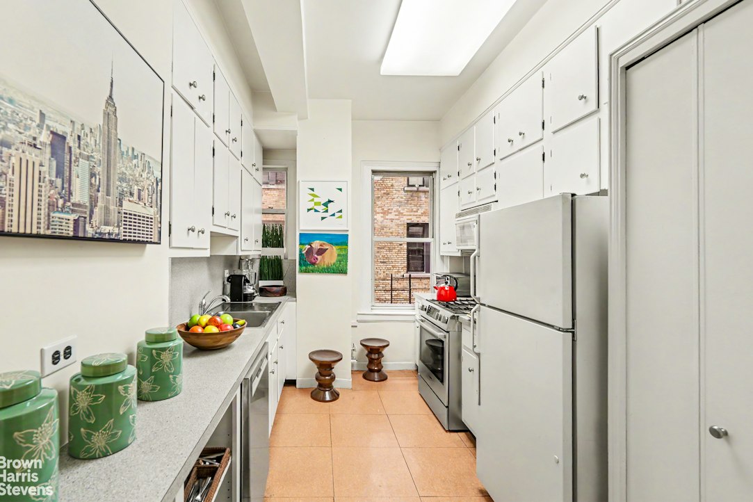 155 East 72nd Street Upper East Side New York NY 10021