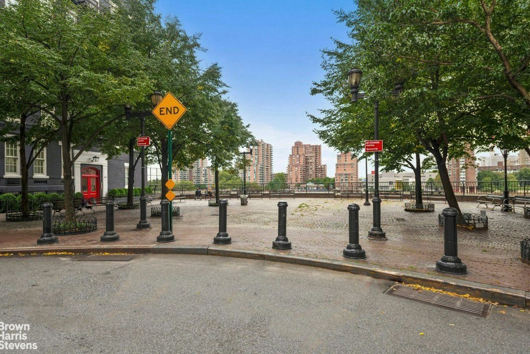 520 East 72nd Street 9T Upper East Side New York NY 10021
