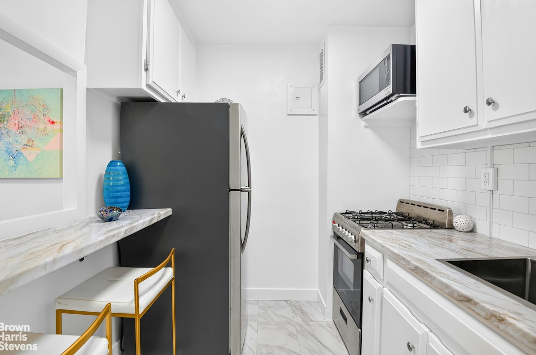 520 East 72nd Street 1J Upper East Side New York NY 10021