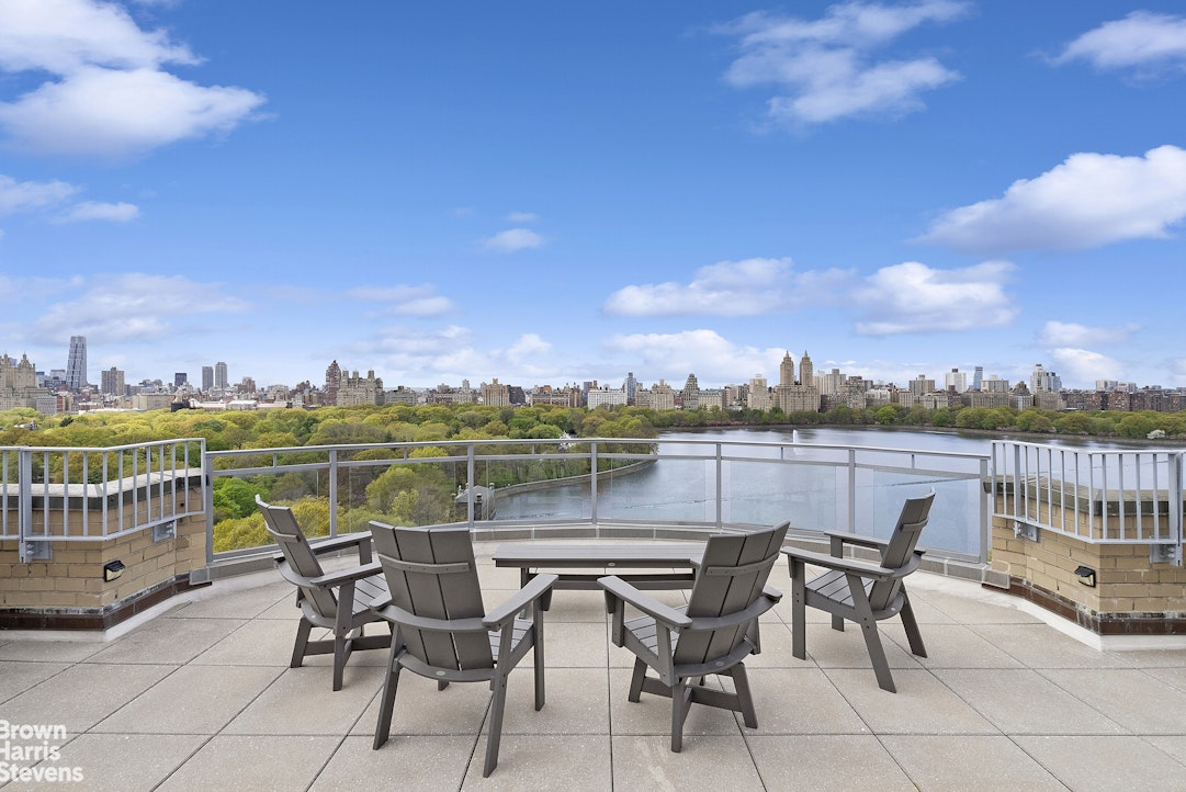 1050 Fifth Avenue 7C Carnegie Hill New York NY 10028