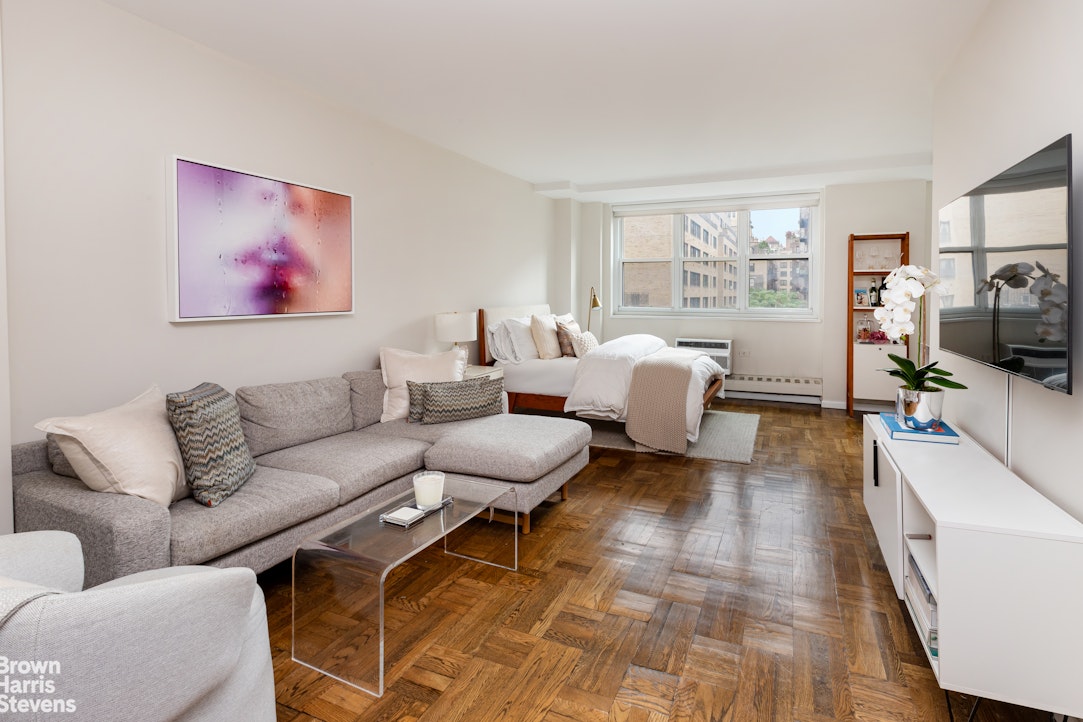 63 East 9th Street 8B Greenwich Village New York NY 10003