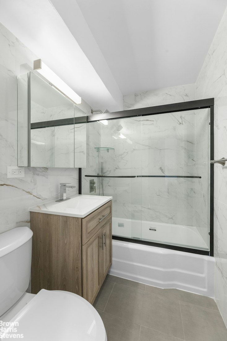 37-31 73rd Street 7U Jackson Heights Queens NY 11372