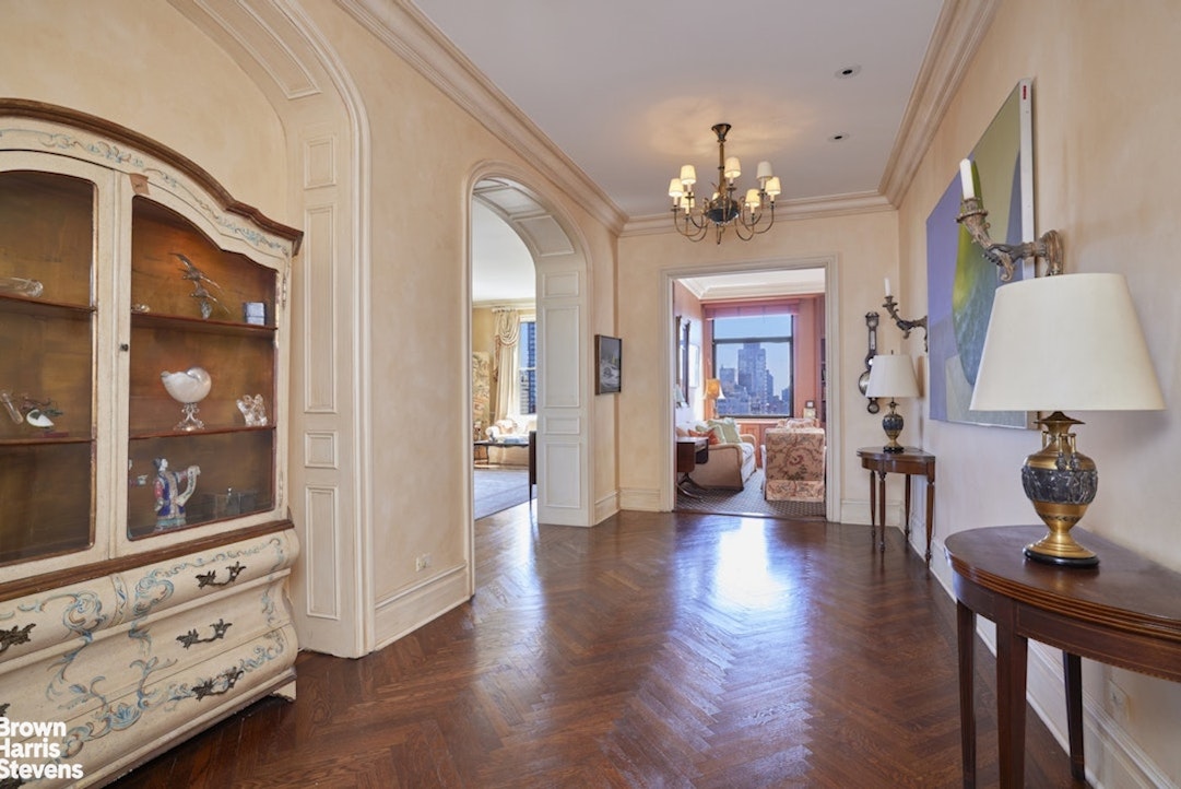 550 Park Avenue 16C Upper East Side New York NY 10065