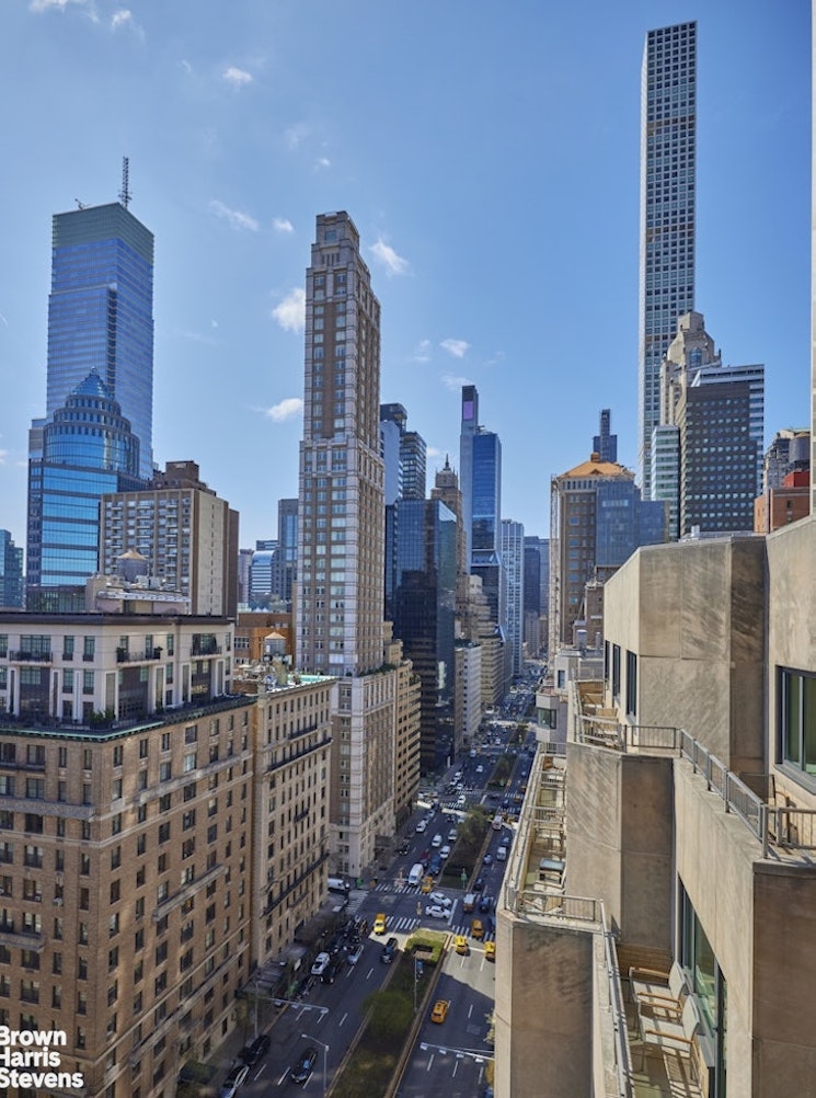 550 Park Avenue 16C Upper East Side New York NY 10065