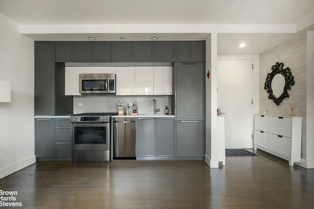 432 West 52nd Street 7H Clinton New York NY 10019