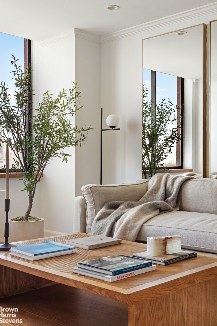 380 Rector Place 8M Battery Park City New York NY 10280