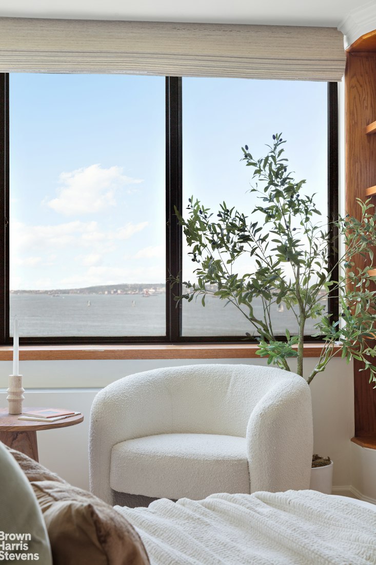 380 Rector Place 8M Battery Park City New York NY 10280