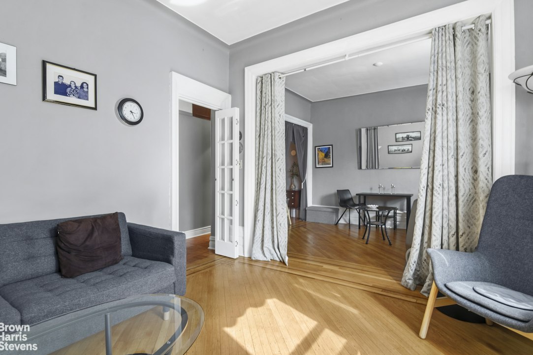574 44th Street 1C Sunset Park Brooklyn NY 11220
