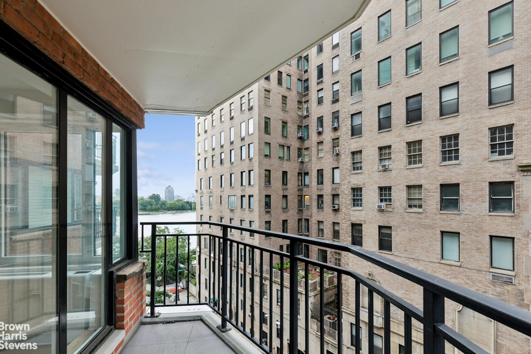 60 Sutton Place South Sutton Place New York NY 10022