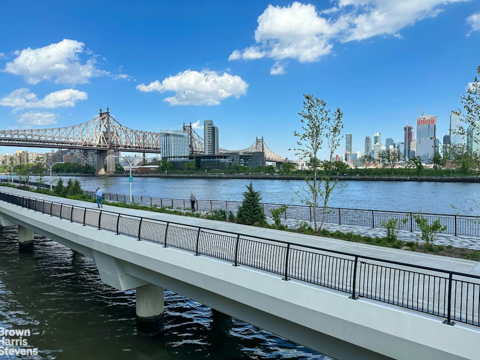60 Sutton Place South Sutton Place New York NY 10022