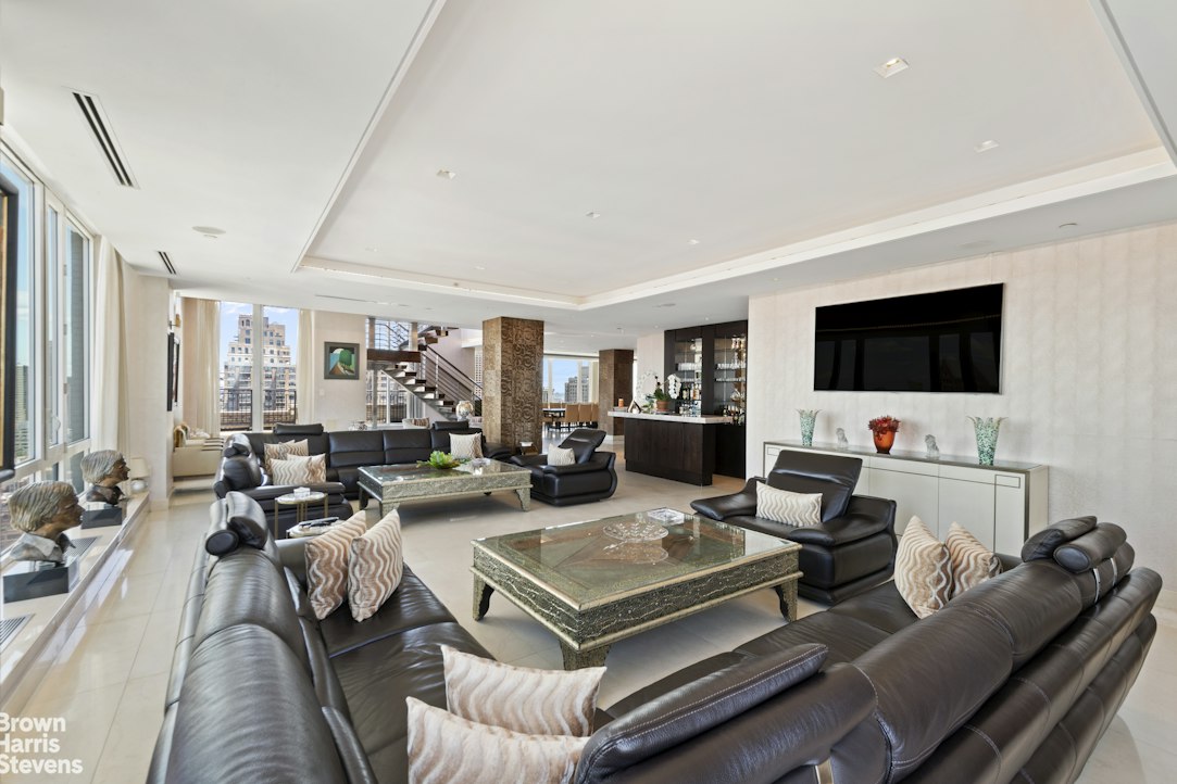 300 East 77th Street Upper East Side New York NY 10075