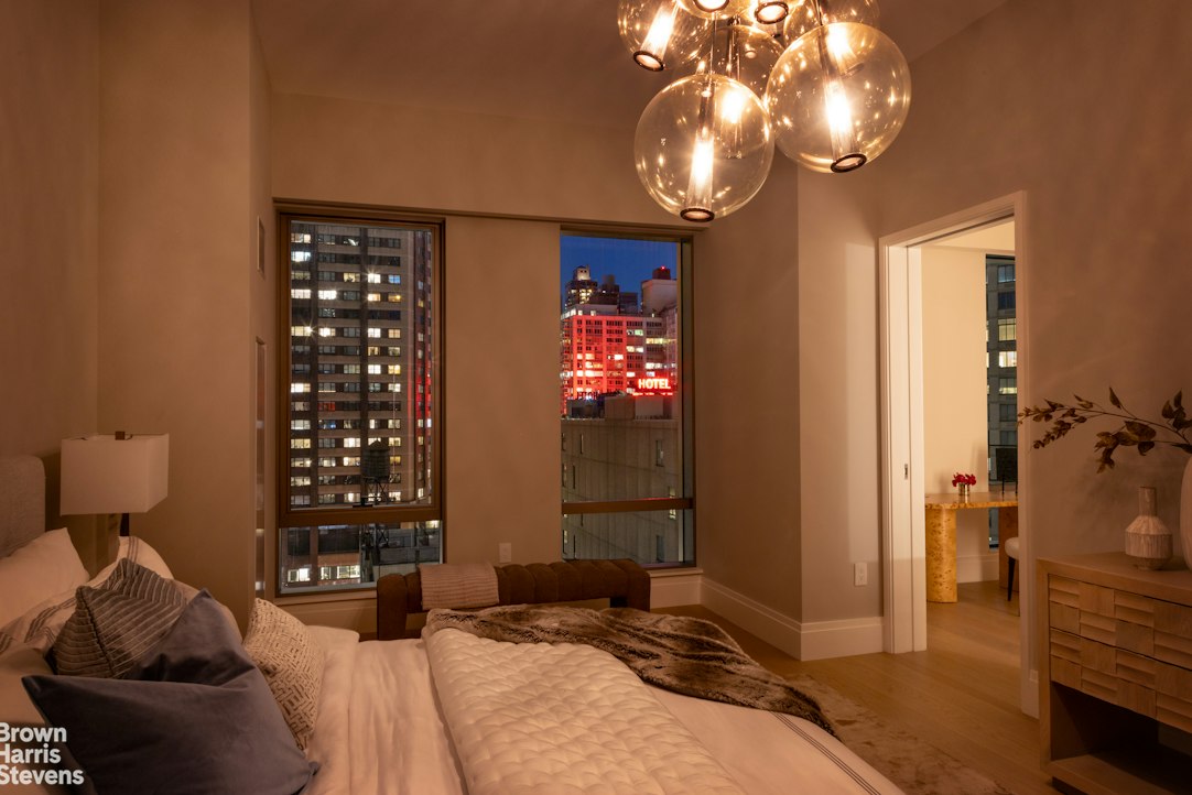 50 West 66th Street 17F Lincoln Square New York NY 10023
