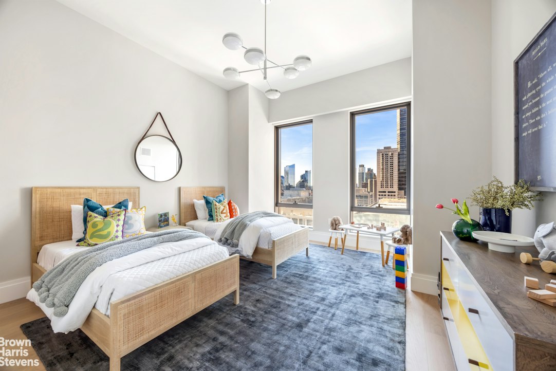 50 West 66th Street 17F Lincoln Square New York NY 10023