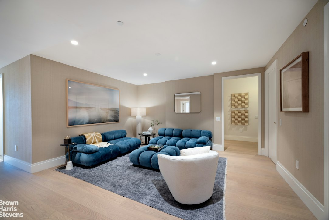50 West 66th Street 17F Lincoln Square New York NY 10023