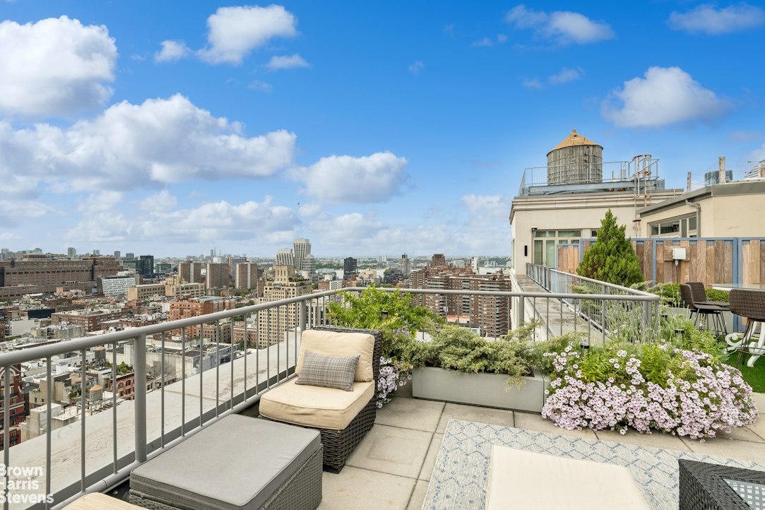252 Seventh Avenue Chelsea New York NY 10001
