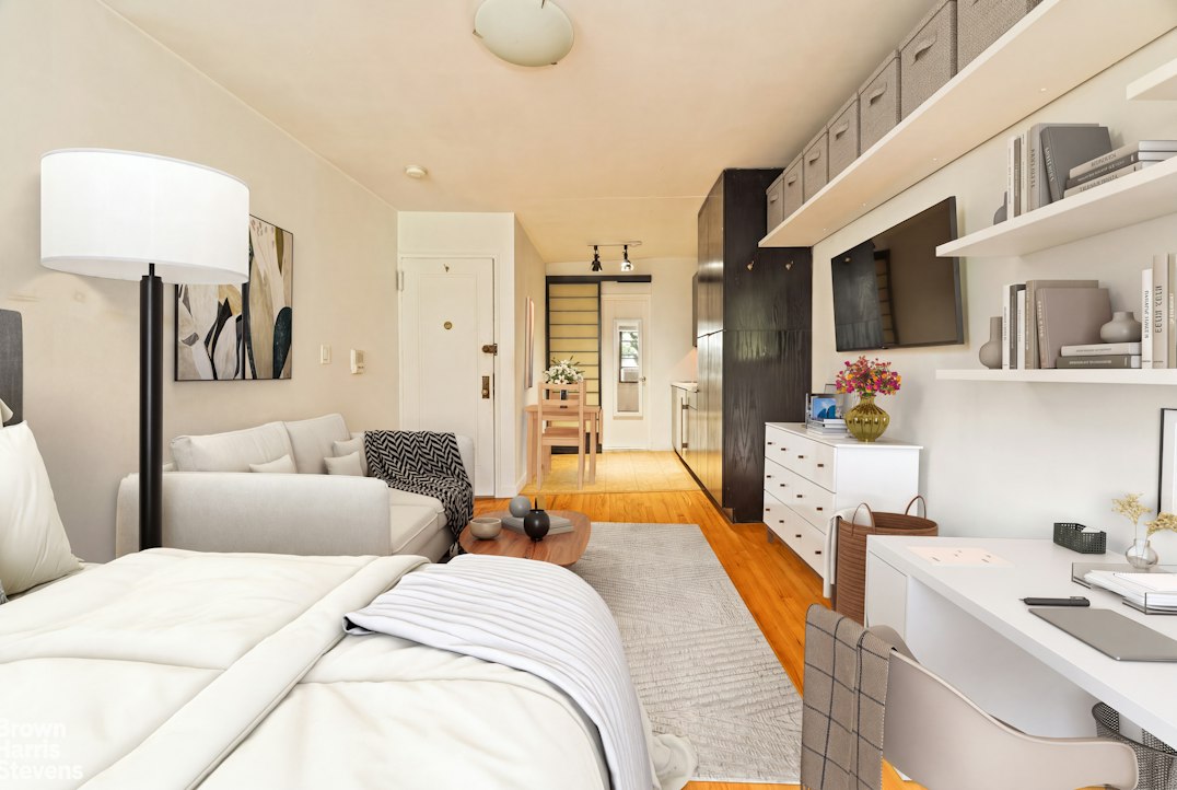 20 Jane Street 4C W. Greenwich Village New York NY 10014