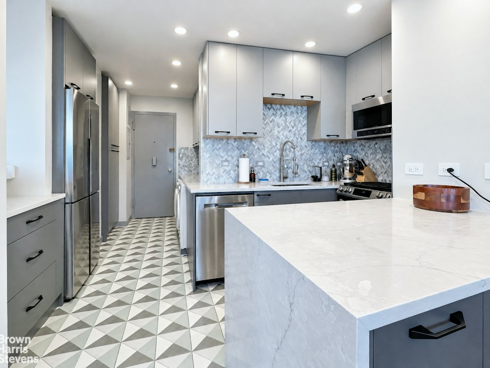 60 Sutton Place South 5CS Sutton Place New York NY 10022