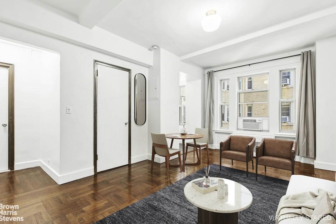 24 Fifth Avenue Greenwich Village New York NY 10011