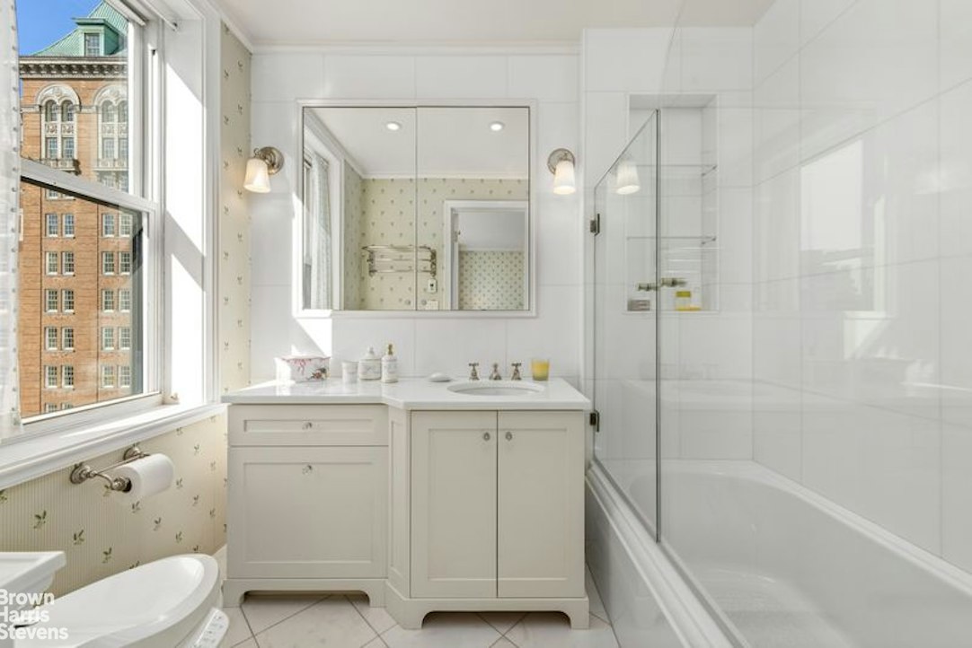 50 East 77th Street 10B Upper East Side New York NY 10075