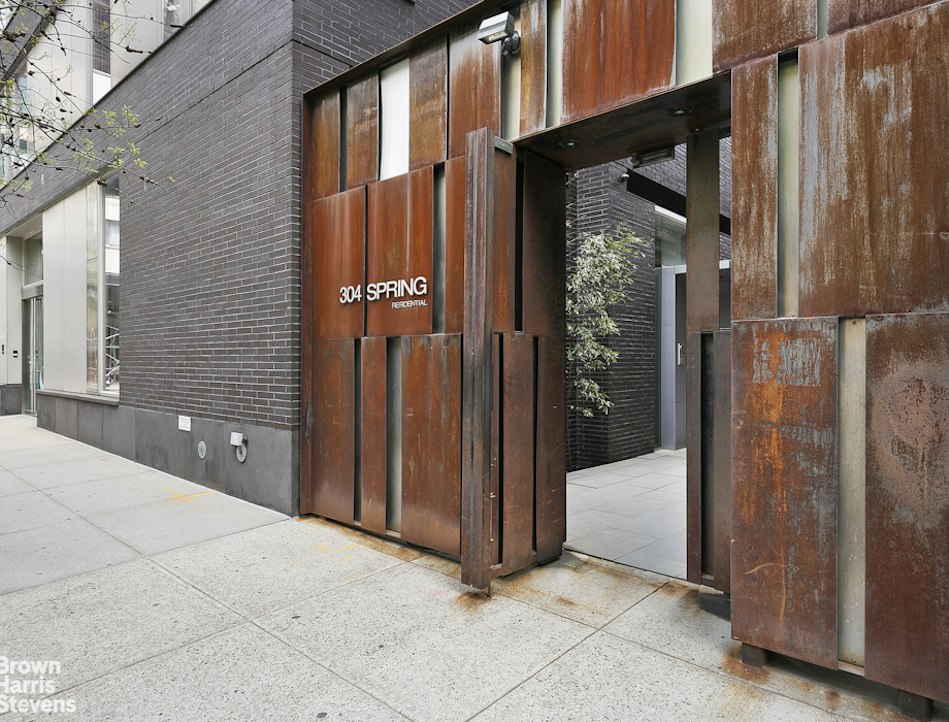 304 Spring Street 3W Soho New York NY 10013